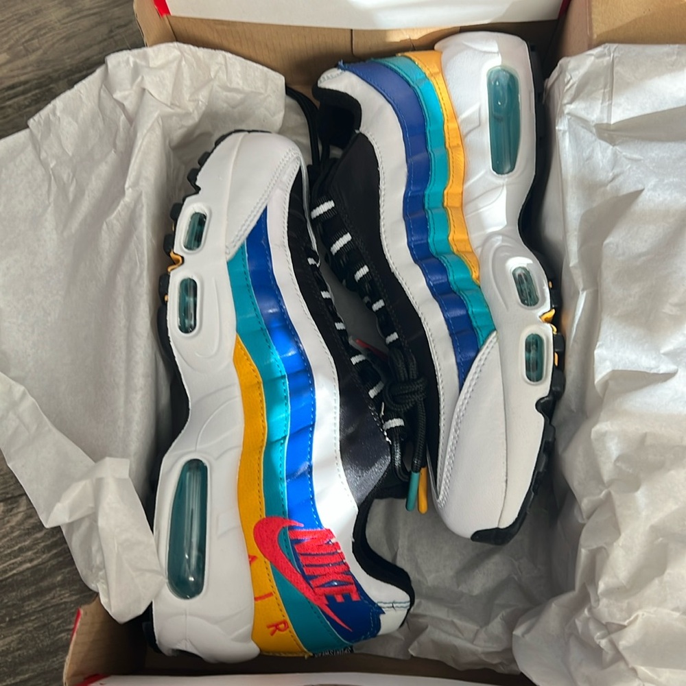 Women’s Air Max 95 PRM. Brand new, still in box. Never been worn!